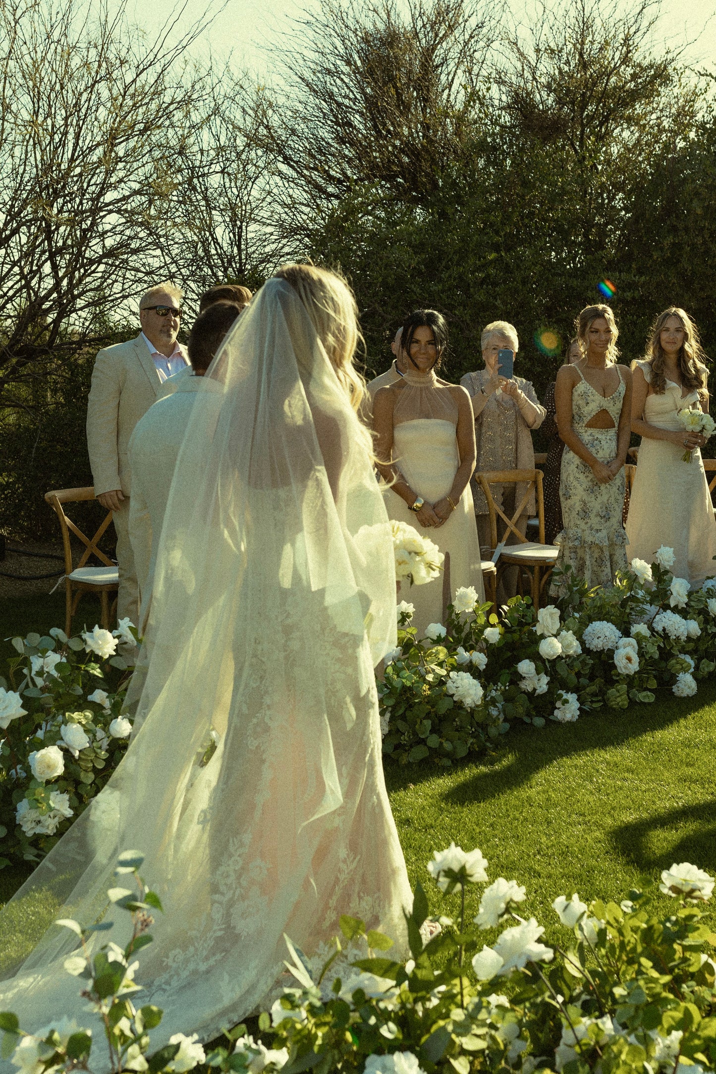 garden-aisle-flowers-rock-mountain-ceremony