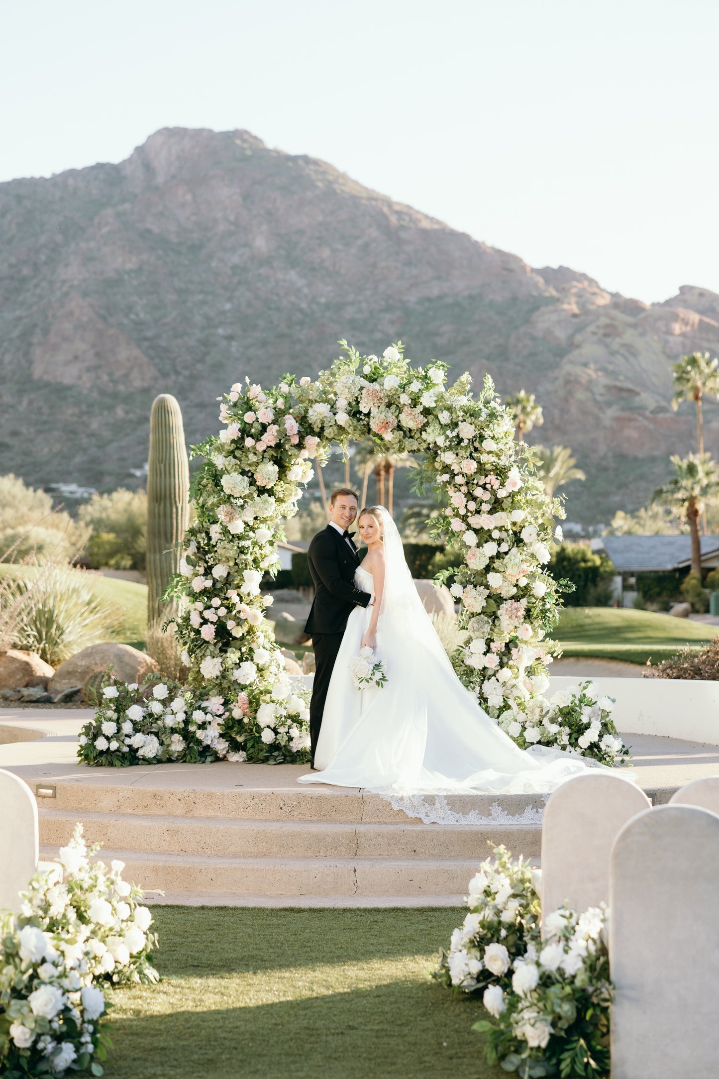 Eden full rounded Arch (This Arch is shown with pops of color added in)