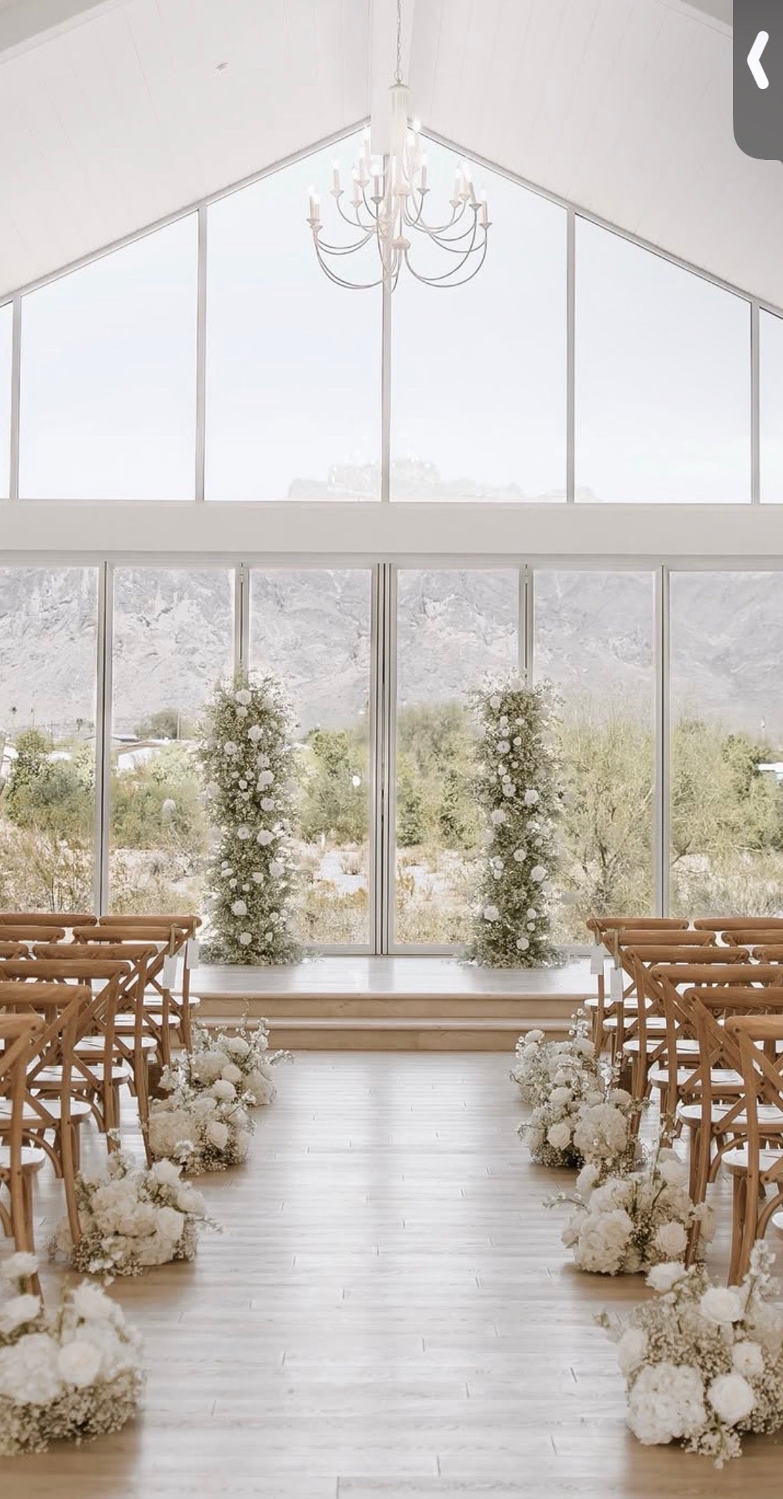 Baby's breath pillars