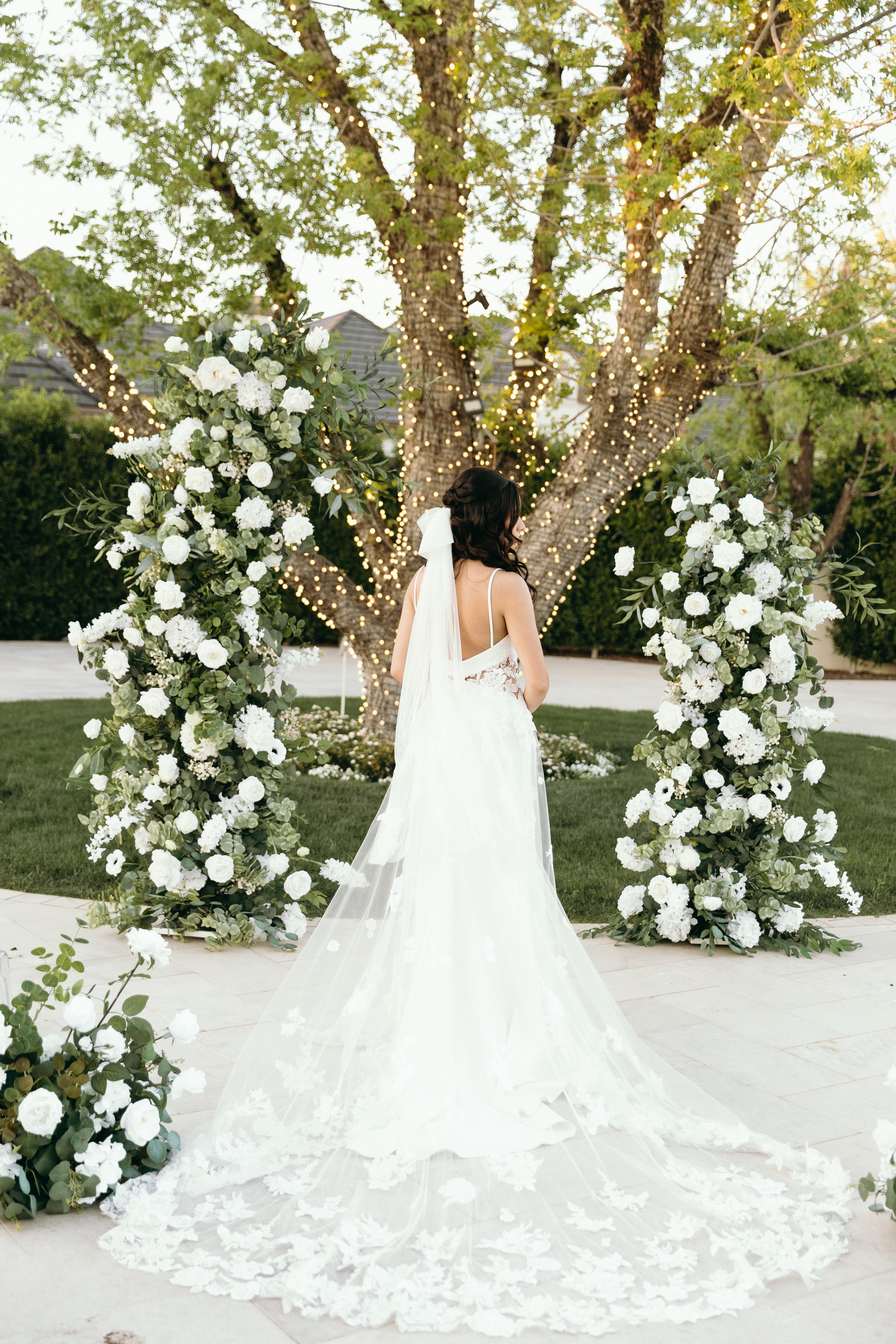sydney-wedding-arch-bride